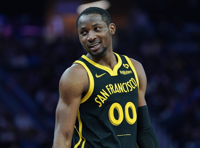 1年790万美金！1年599万美金！最尴尬球星诞生，NBA只是一门生意