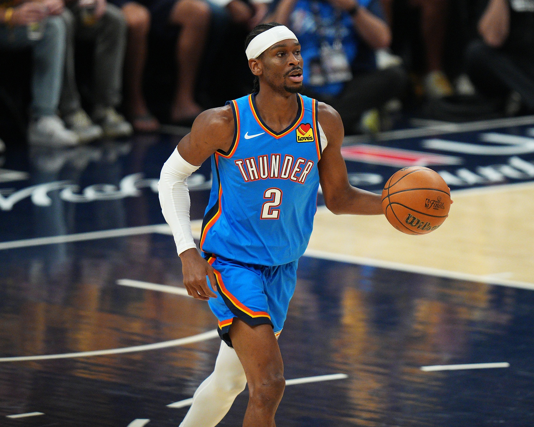 华体会下载-NBA薪资发展历程：乔丹首破三千万年薪 SGA在2030-31赛季将收获七千五百万