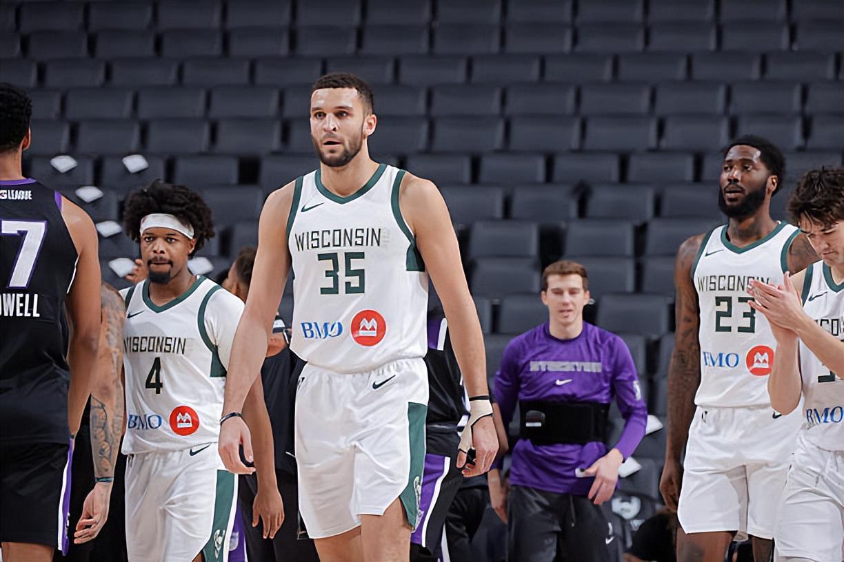 华体会体育-发展联盟狂砍42分，雄鹿接下来会给双向合同内线新星多些机会吗？