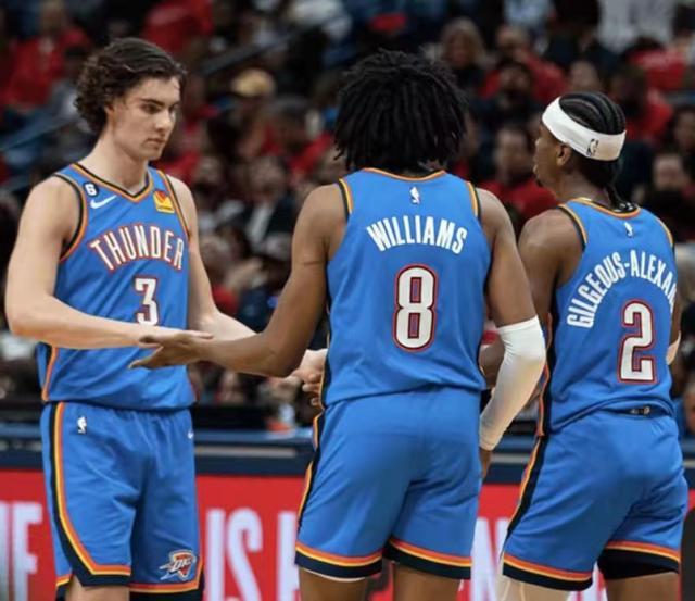 1681375331877070694.jpg 华体会HTH-青春无极限!雷霆再度刮起年轻风暴 未来属于他们