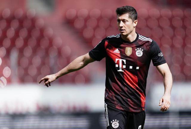 1654038602579091336.jpg 【早报】红土之王!纳达尔苦战4小时淘汰德约!