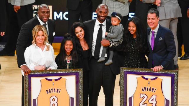 1652286478518051067.jpg 华体会HTH-詹姆斯团队插手湖人事务?珍妮·巴斯:我才是话事人